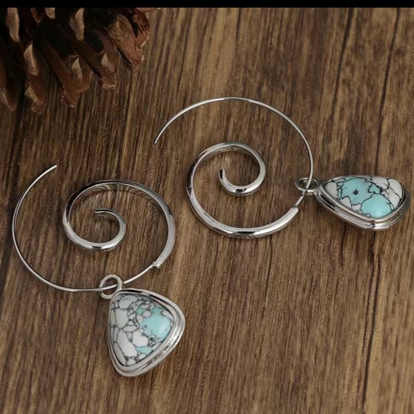 Triangle Inlaid Swirl Dangle Retro Bohemian Style Silver Plated, Gypsy Earrings - Picture 2 of 7